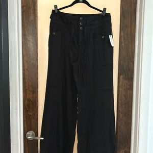 New! Tie-Wasted Wide Leg Linen Pants